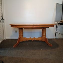 Wooden Dining Room Table With Leaf