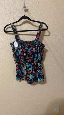 Women’s Floral Top