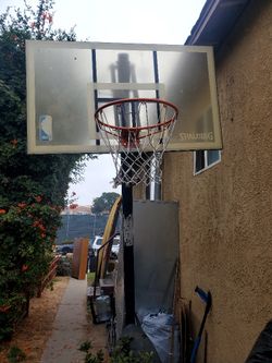 Free Standing Basket Ball