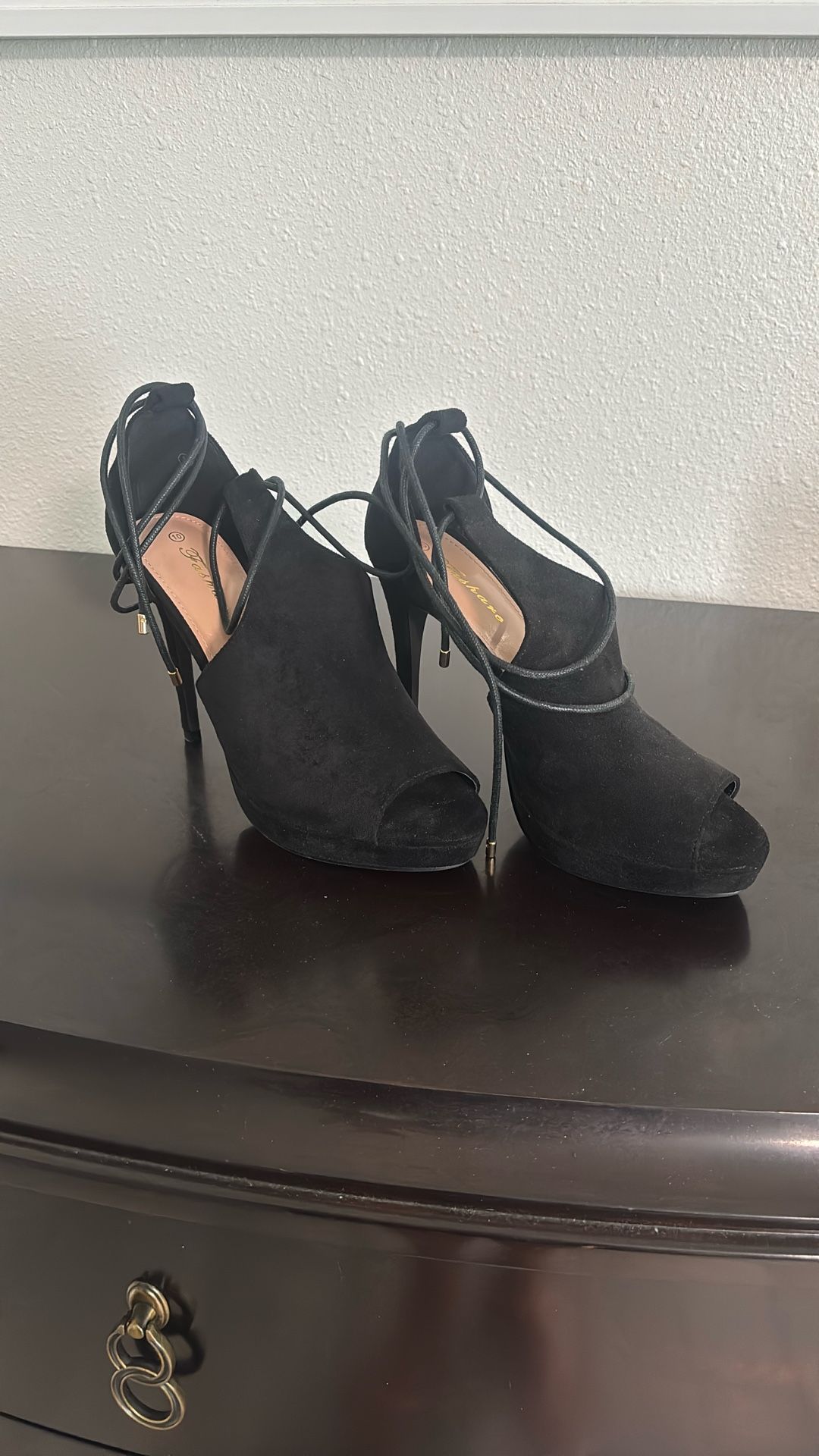 Women’s Heels Size 10