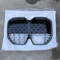 BMW i4 Grill
