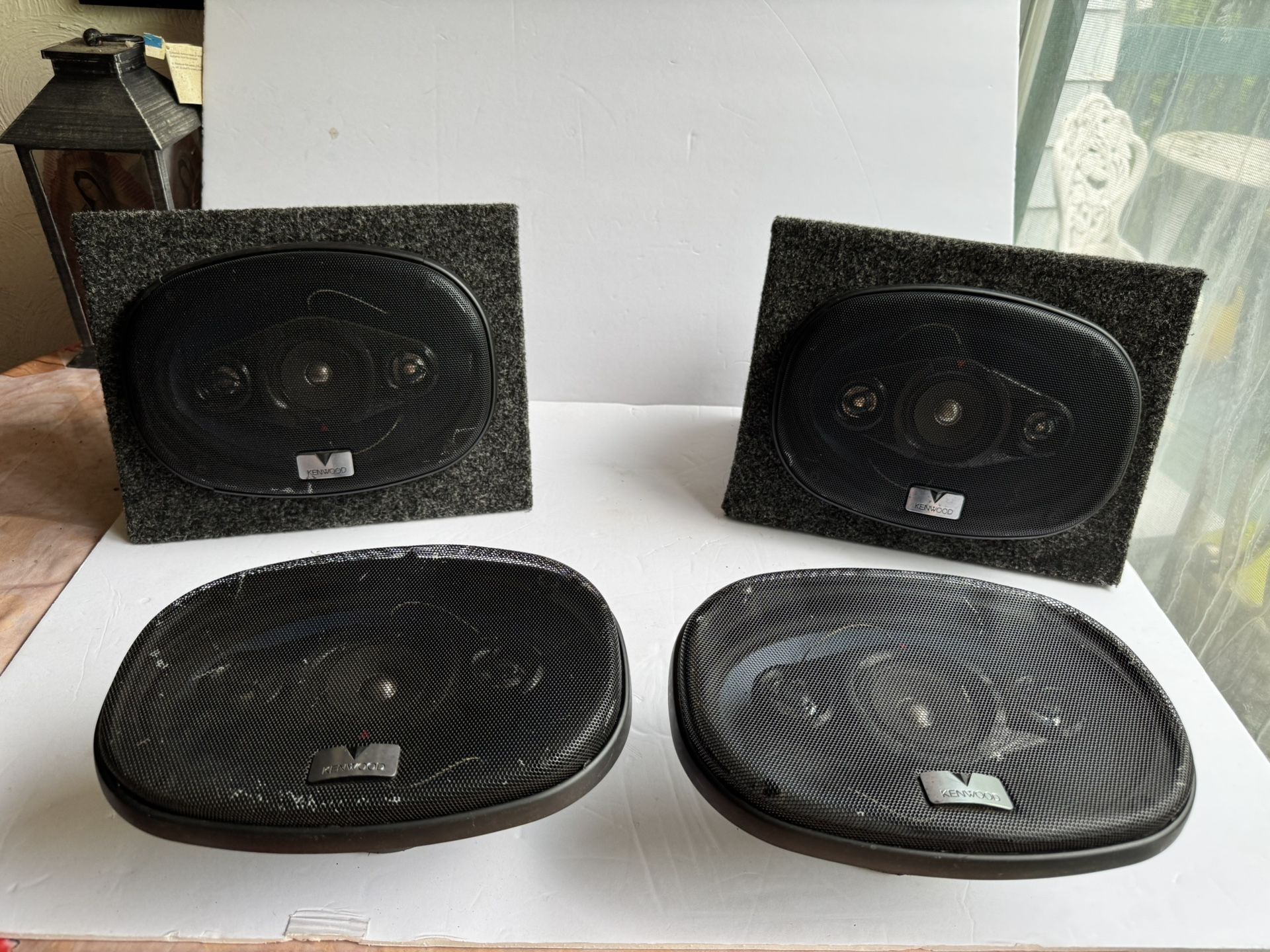 4 Kenwood 6x9 Full range speakers amazing sound No issues