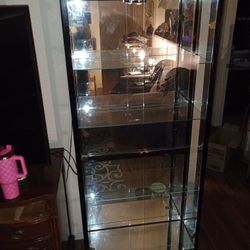 Large Glass And Mirror Curio Cabinet With Light
