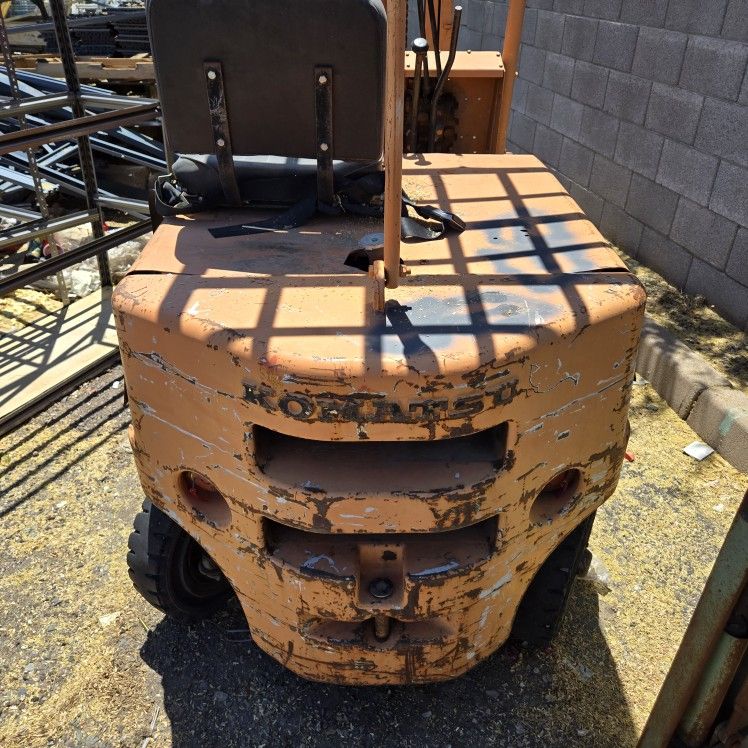 Vintage 1960s/70s Komatsu Forklift Datsun-PU Gas Engine For Parts/Salvage PICKUP ONLY