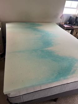Mattress foam topper queen