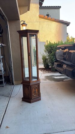 Free Cabinet ready to go