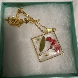 Joyería Echa A Mano Con Resina Y Flores Prensadas