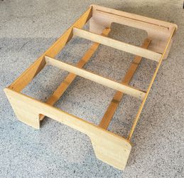FREE Kid Kraft Train Table