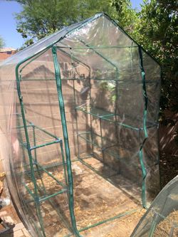 Brand new walk-in Greenhouse + extra cover