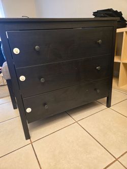 Ikea dresser brown chocolate