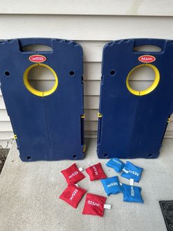 Corn Hole Bean Bag Toss game 