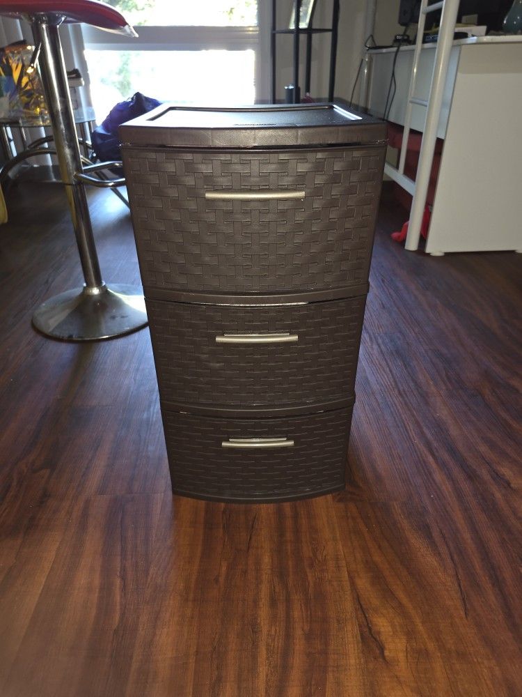 Sterilte 3 Drawer Storage Tower