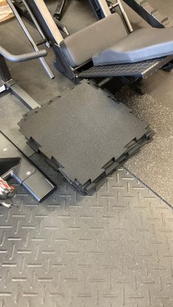 $10 Each Interlocking Rubber Flooring 10.8 Square Feet