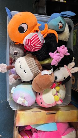 Squish mallows toys