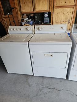 Whirlpool Washer And Gas Dryer Set Heavy Duty Super Capacity Plus Nice And Clean In-and-out Working Perfect Nothing Wrong Located In Perris