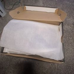 Men's Air Jordan 1 Low sneakers in the Black/Fire Red/White 