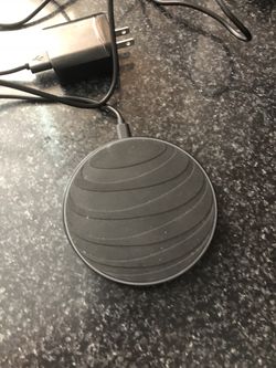 Wireless phone charger