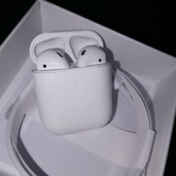 AirPods 2nd Generation Wireless Earbuds Bluetooth Headsets 