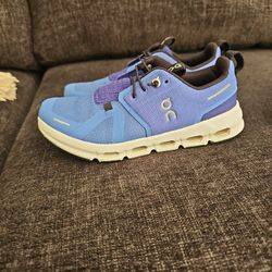 One Cloud Sky Running Shoes Size 4y