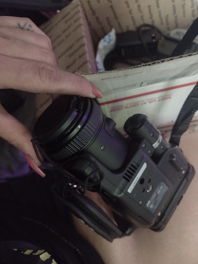 JVC GC-PX100 HD Memory Camera