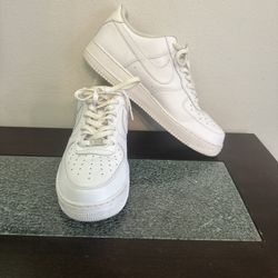 Nike Air Force One’s ‘07 (AF1) Triple White mens shoes size 14