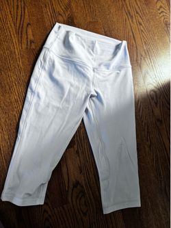 Lulu lemon capris size 8