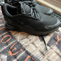 Kids Size 2 Nike Air Max