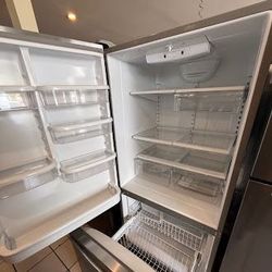 Whirlpool Gold 33 in. 22.1 Cu. Ft. Stainless Steel Bottom Freezer Refrigerator
