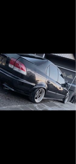 Black Honda Civic Sedan Modified