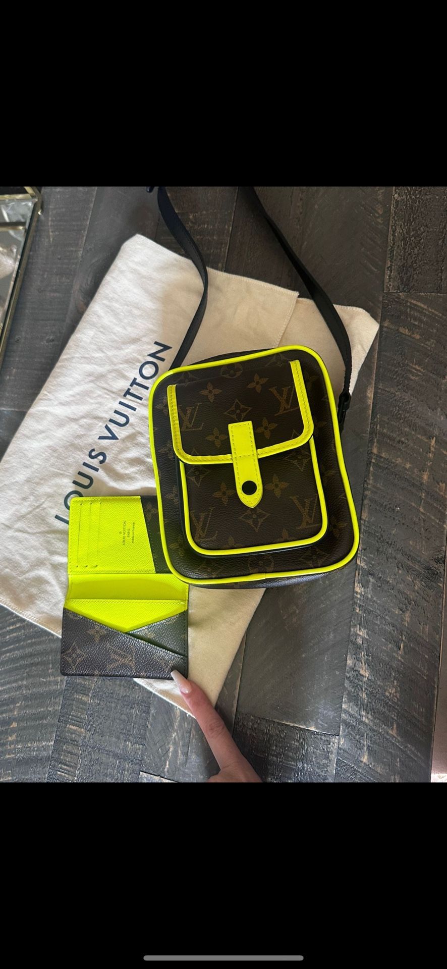 Louis Vuitton Christopher Wearable Bag – Neon Yellow – Authentic – Like New