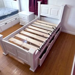 Twin Bed Frame w/ 3 Drawers