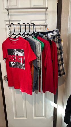 Boys clothing bundle (10/12)