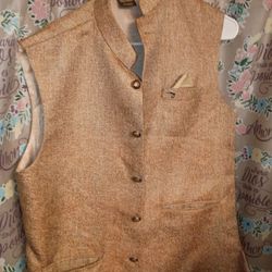 $15 Men's Vest Size Large ( 40/100 Cm 