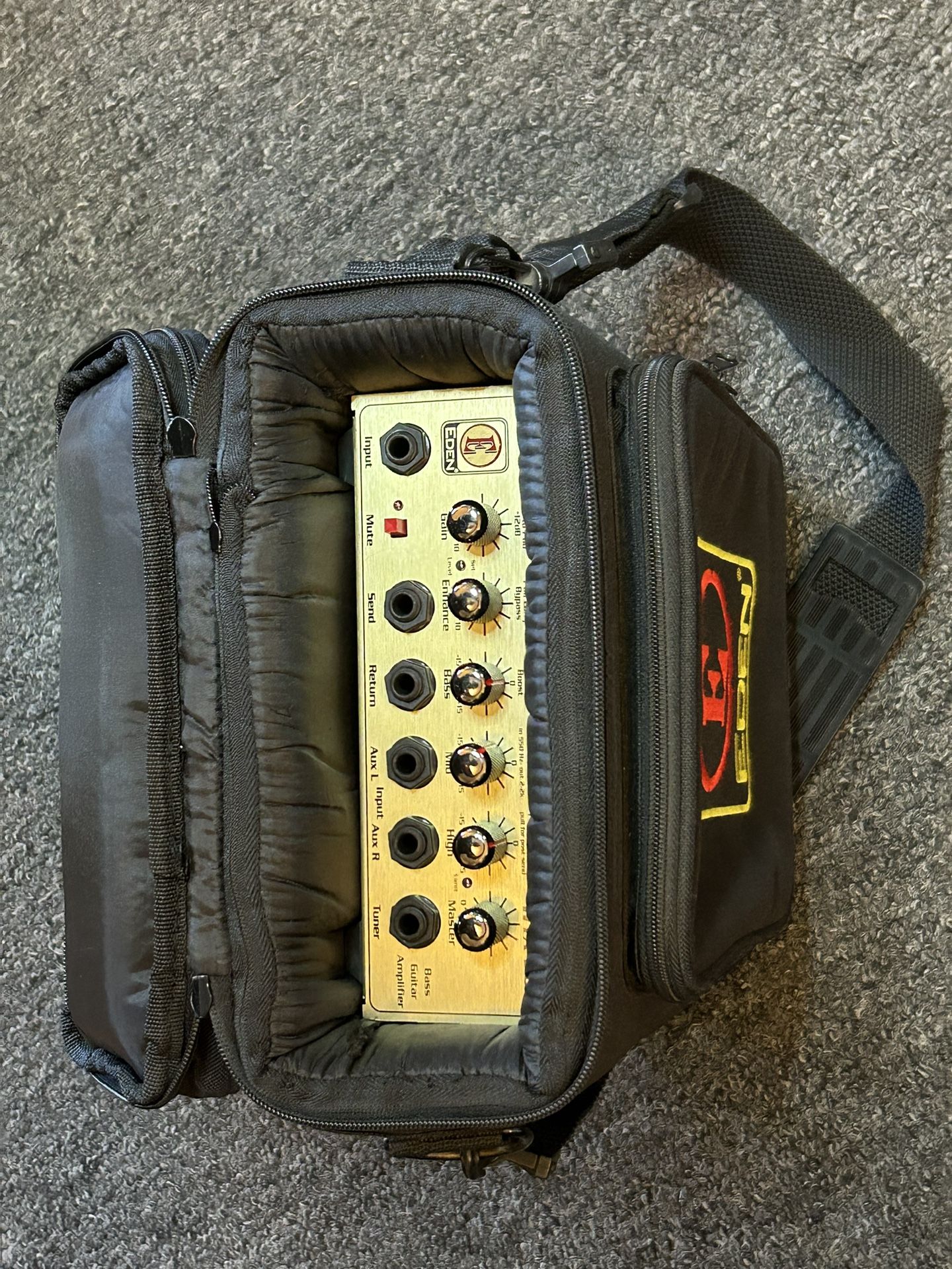 Eden WTX-500 Bass Amp w Eden Case for Sale in Pico Rivera, CA