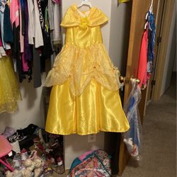 Girl’s Play Dress Up 