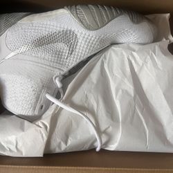 Nike Tawa