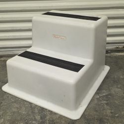 Taylor Made Dock Steps