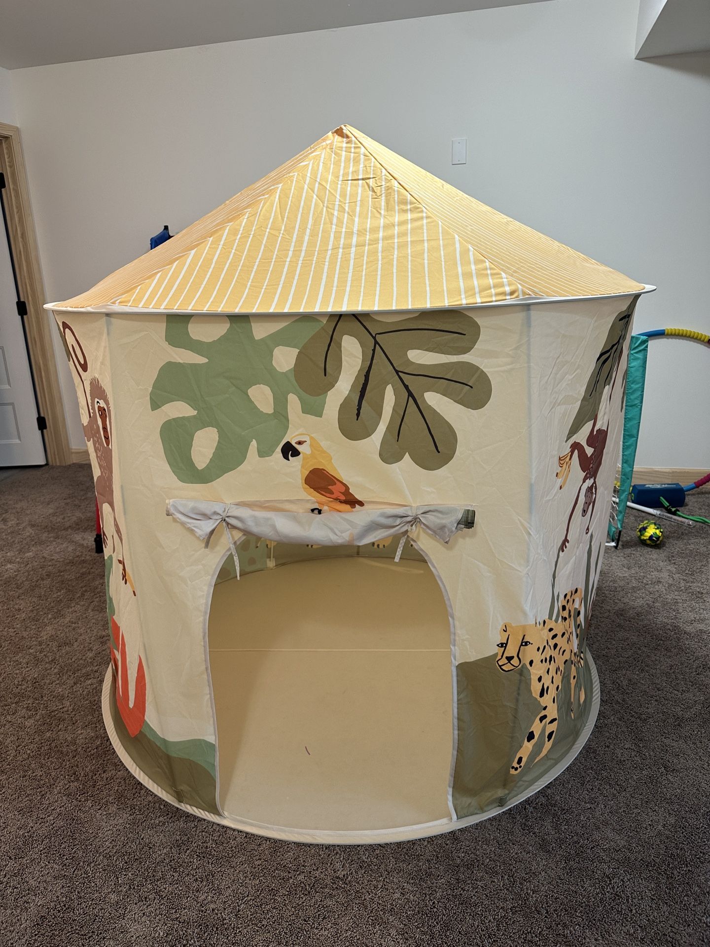Target Play Tent
