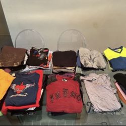 Large Selection $9 to $5, Men’s Vintage T-Shirts, Sweater, Graphic Ts Solid, Vibrant Colors, Small Medium All Different Brands