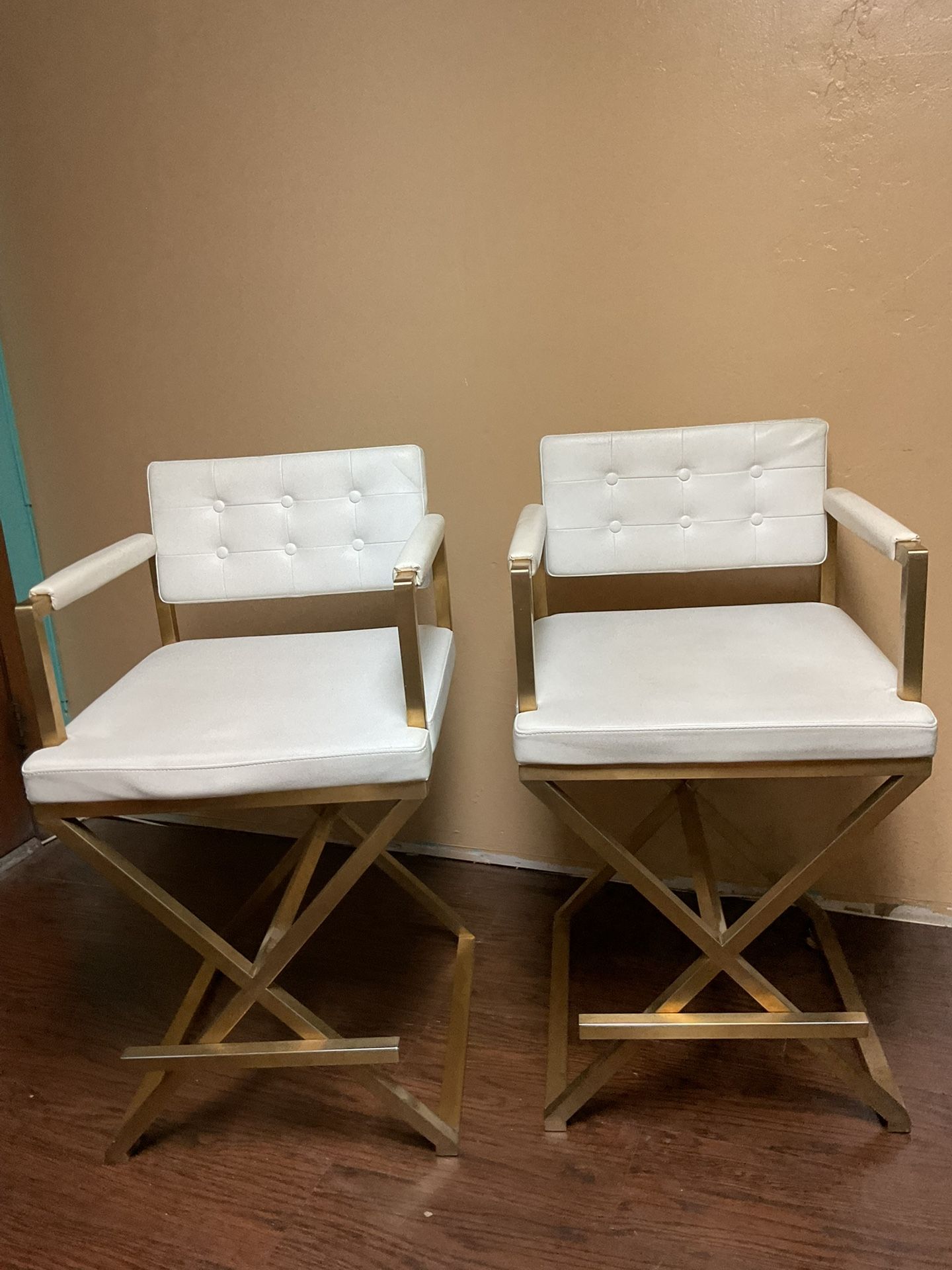 TOV White directors Stools