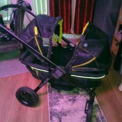 Evenflo Pivot Xplore All-Terrain Stroller /Wagon { $135.00 }