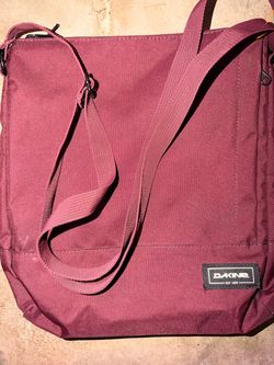 Dakine crossbody bag