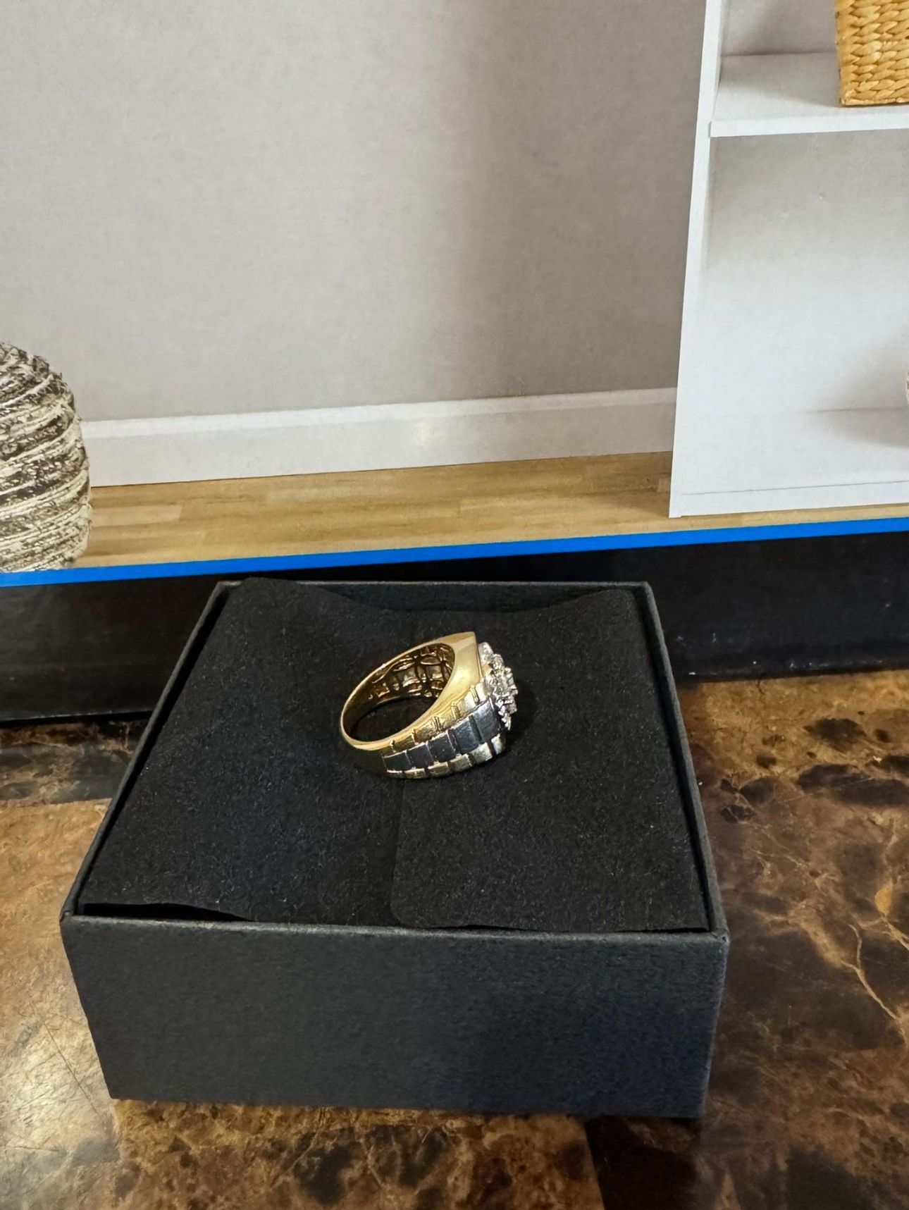 10K natural Diamond Ring