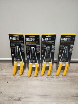 Dual NM cable stripper cutter Klein tools