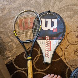 Wilson Radius Graphite Tennis racket