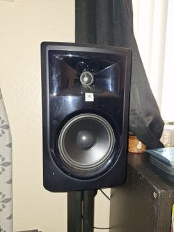 JBL MKII 3 STUDIO MONITORS  w/ Stands