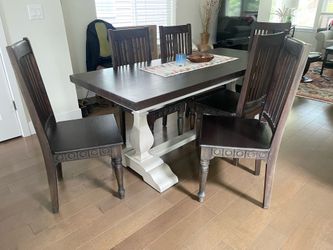 Kitchen Table & Chairs
