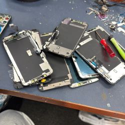 iPhone 13/13 Pro And 13 Pro Max S C R E E N Available (San Jose)