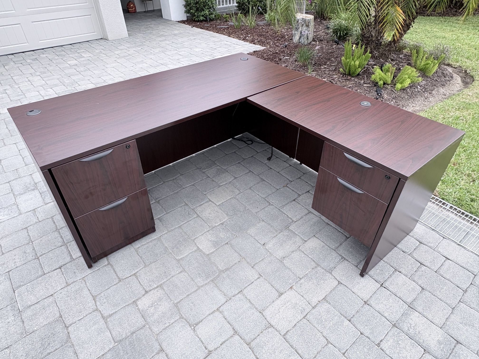L Shaped desk with locking filing cabinets