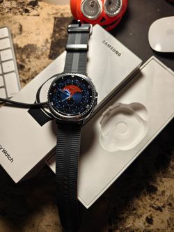 Samsung Galaxy watch 8 classic